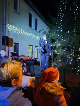 V staro mestno jedro je prispel Božiček (2)